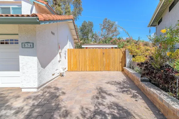 $2,199,000 | 534 Shanas Lane, Encinitas, CA 92024