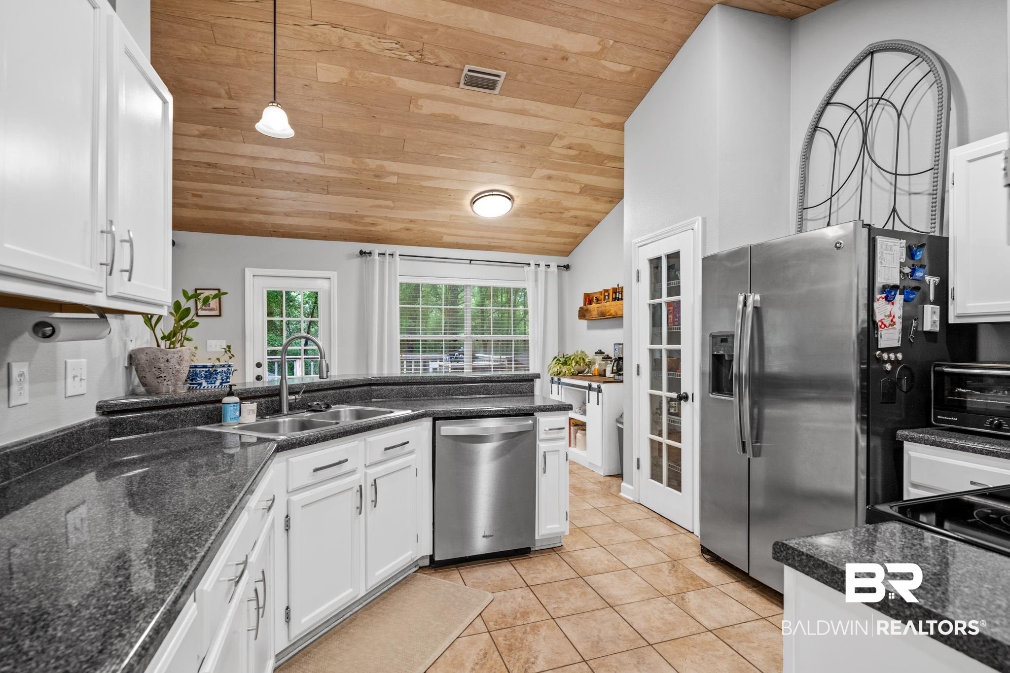 28524 Turkey Branch Drive Daphne, AL 36526 - Photo 13 of 32 Kitchen