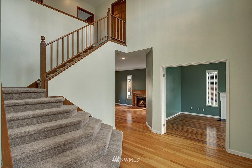 13448 Southeast 184th Street Renton, WA 98058 - Photo 2 of 25 Gallery Image 2