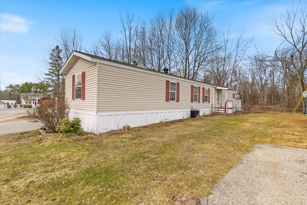 $150,000 | 124 West Main Street, Merrimac, MA 01860