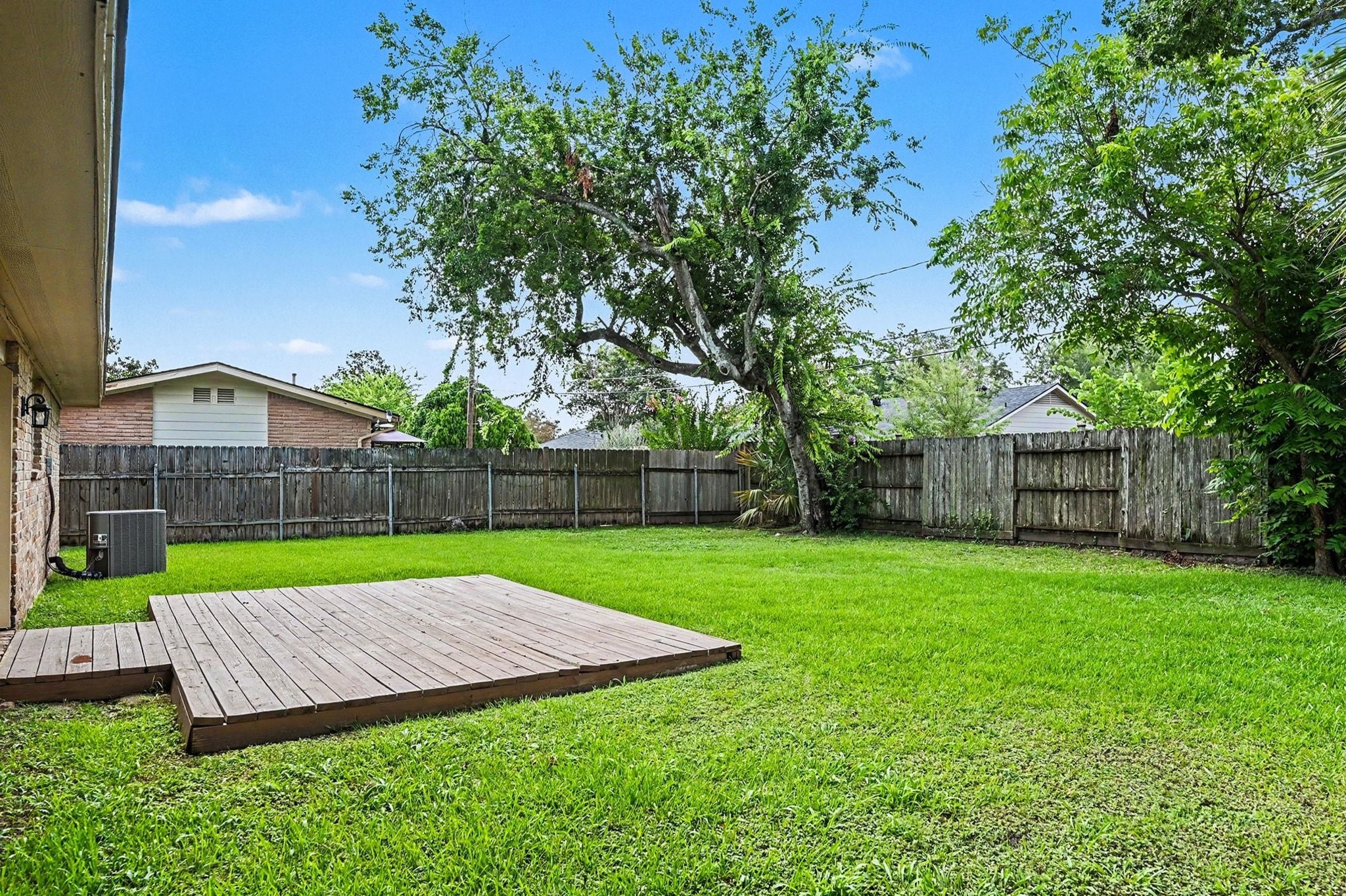 9315 Val Verde Street Houston, TX 77063 - Photo 26 of 27
