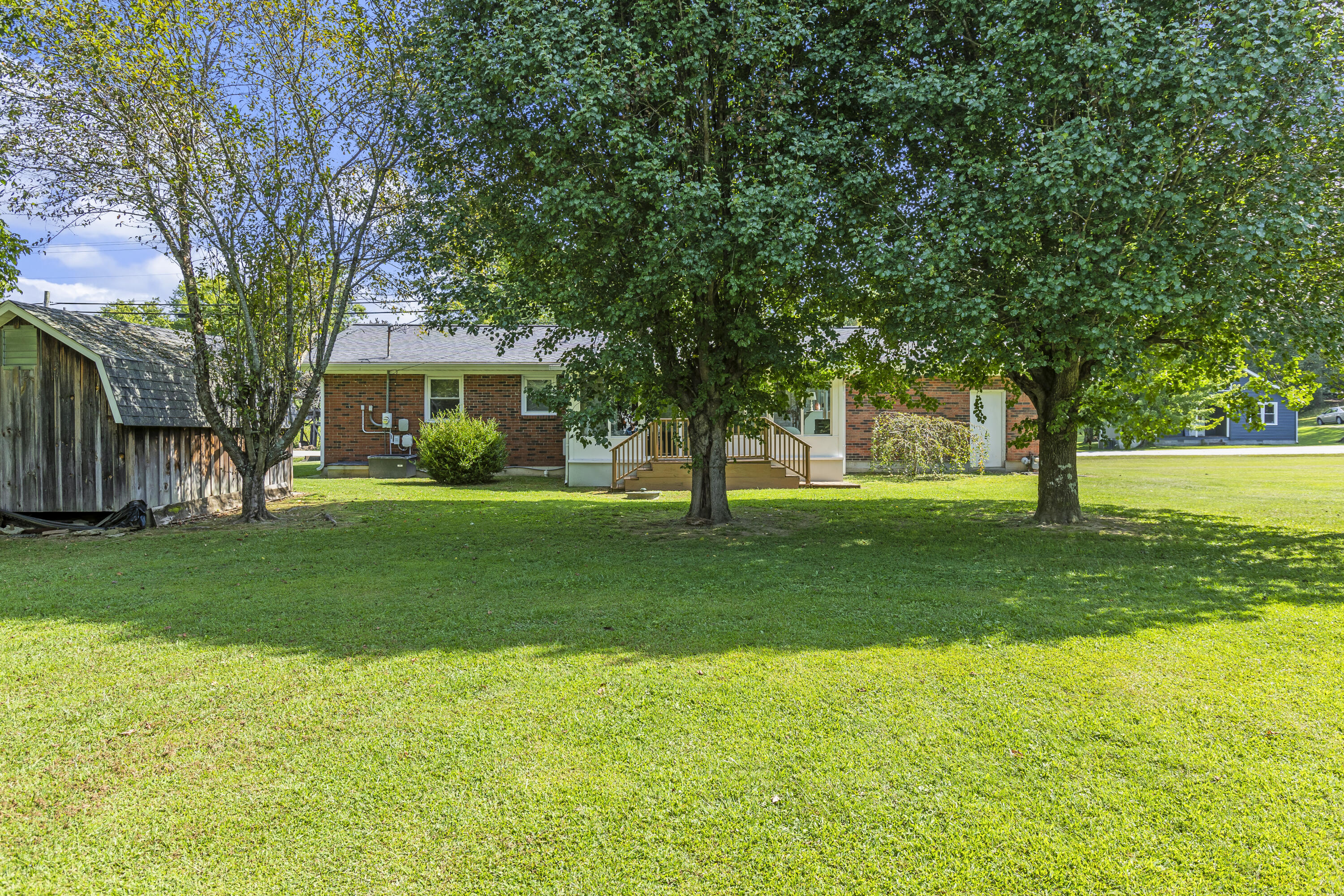 138 Sandy Ridge Road Campton, KY 41301 - Photo 33 of 37 I82A9858