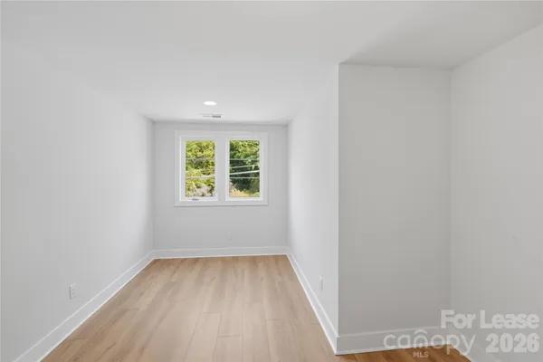 $3,000 | 1360 Briar Creek Road, Charlotte, NC 28205