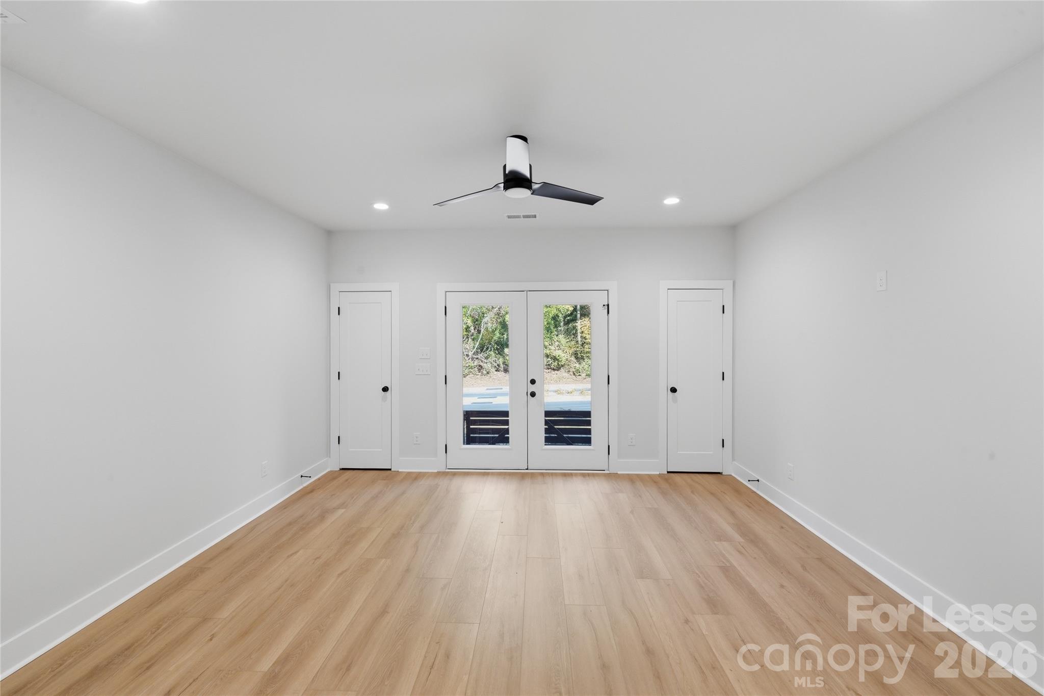 1360 Briar Creek Road Charlotte, NC 28205 - Photo 4 of 35