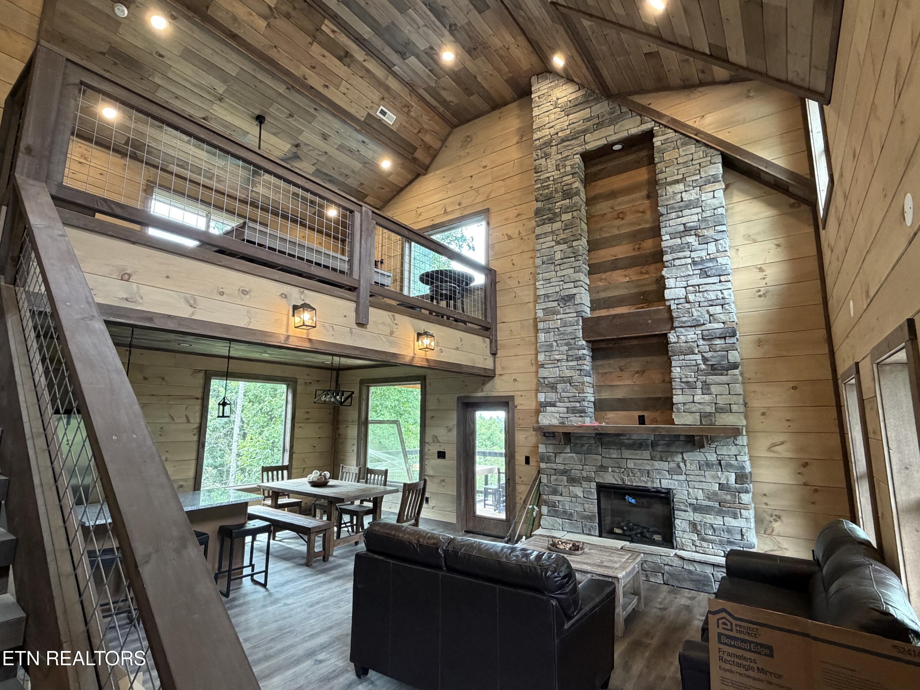 462 Loop Road Gatlinburg, TN 37738 - Photo 5 of 20 IMG_2174