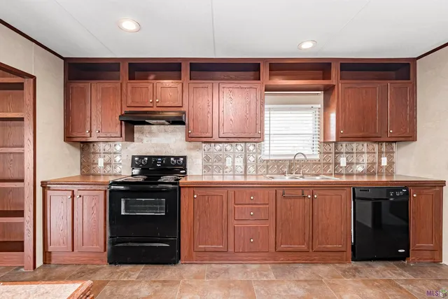 $219,900 | 14205 Bluff Road, Prairieville, LA 70769