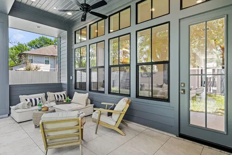 $2,039,000 | 1414 Chamboard Lane, Houston, TX 77018