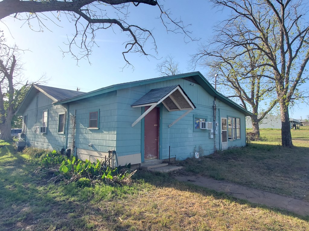 525 Ranck Avenue Mason, TX 76856 - Photo 9 of 13