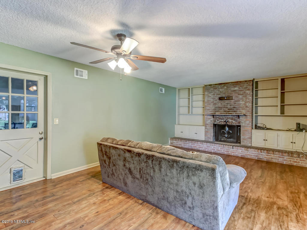 3314 Sequoia Road Orange Park, FL 32073 - Photo 12 of 31 3314 Sequoia Rd Orange Park FL-018-13-Fa