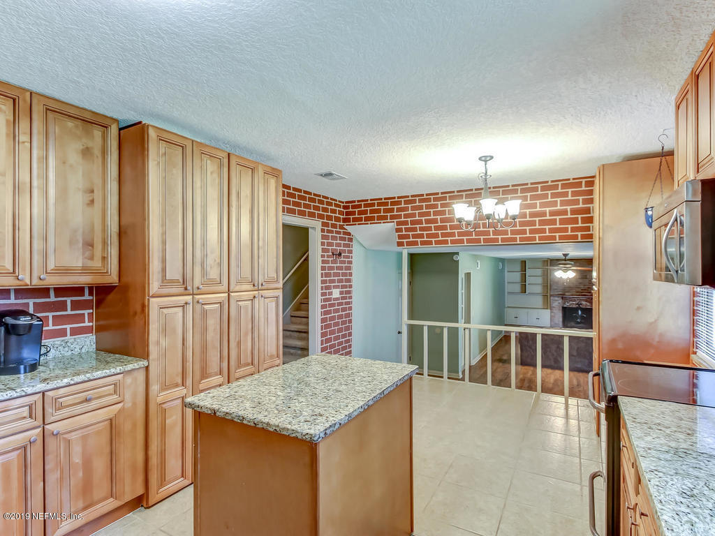 3314 Sequoia Road Orange Park, FL 32073 - Photo 6 of 31 3314 Sequoia Rd Orange Park FL-014-20-Ki