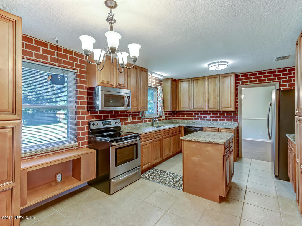 3314 Sequoia Road Orange Park, FL 32073 - Photo 7 of 31 3314 Sequoia Rd Orange Park FL-016-26-Br