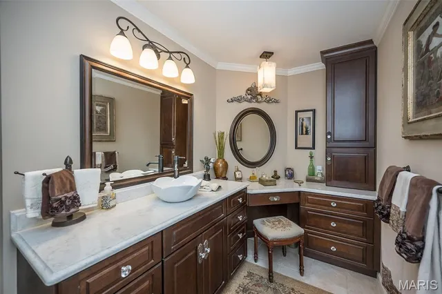 $429,000 | 1512 Bedford Forge Court, Unit 19, Chesterfield, MO 63017