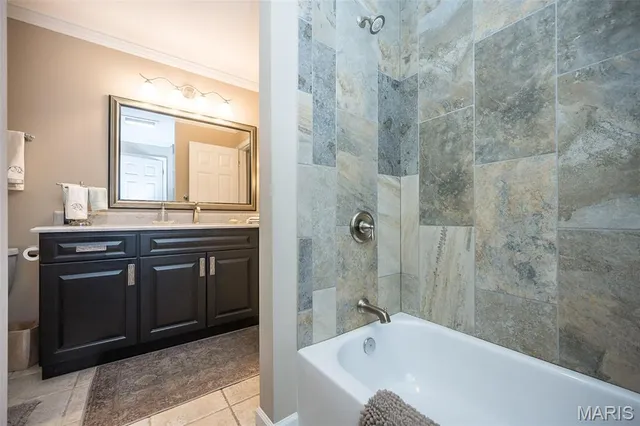 $429,000 | 1512 Bedford Forge Court, Unit 19, Chesterfield, MO 63017