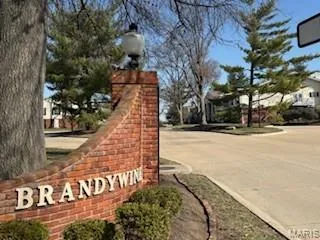 $429,000 | 1512 Bedford Forge Court, Unit 19, Chesterfield, MO 63017