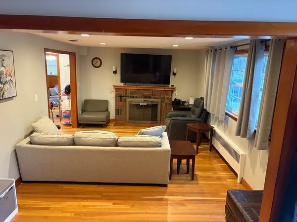 $4,500 | 22 Farwell Avenue, Boston, MA 02136