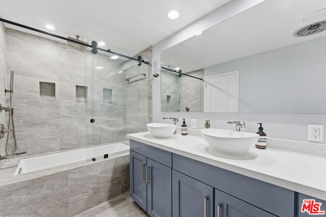 7250 Franklin Avenue, Unit 615 Los Angeles, CA 90046 - Photo 18 of 42