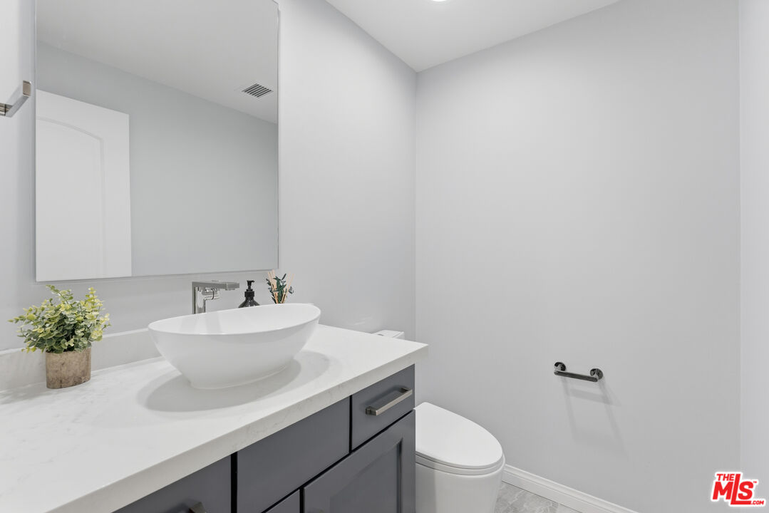 7250 Franklin Avenue, Unit 615 Los Angeles, CA 90046 - Photo 20 of 42