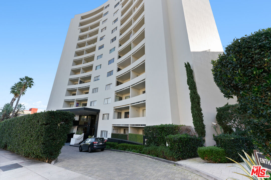 7250 Franklin Avenue, Unit 615 Los Angeles, CA 90046 - Photo 2 of 42