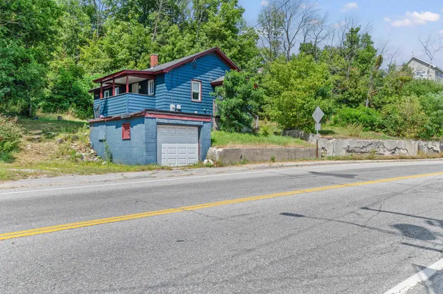 $170,000 | 166 Glen Avenue, Berlin, NH 03570