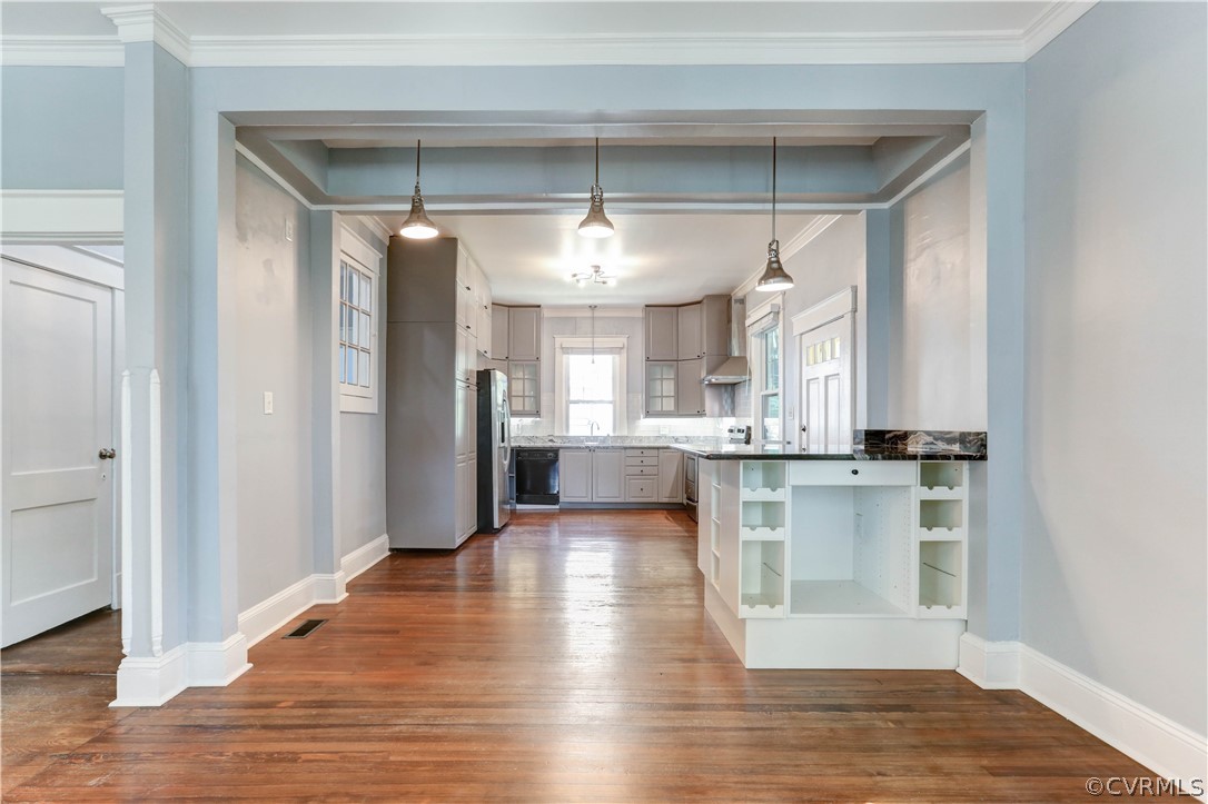 111 Overbrook Road Richmond, VA 23222 - Photo 13 of 43 Looking from TV room/dining area/lounge into the o
