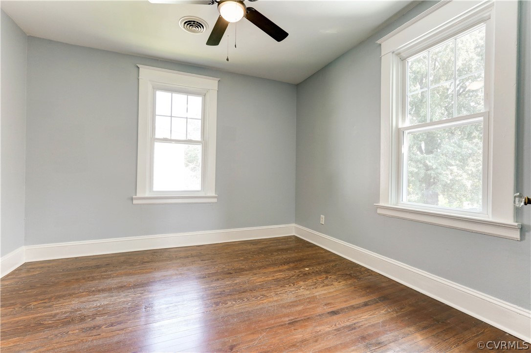 111 Overbrook Road Richmond, VA 23222 - Photo 31 of 43 Bedroom 3 - overlooking the back yard, new ceiling