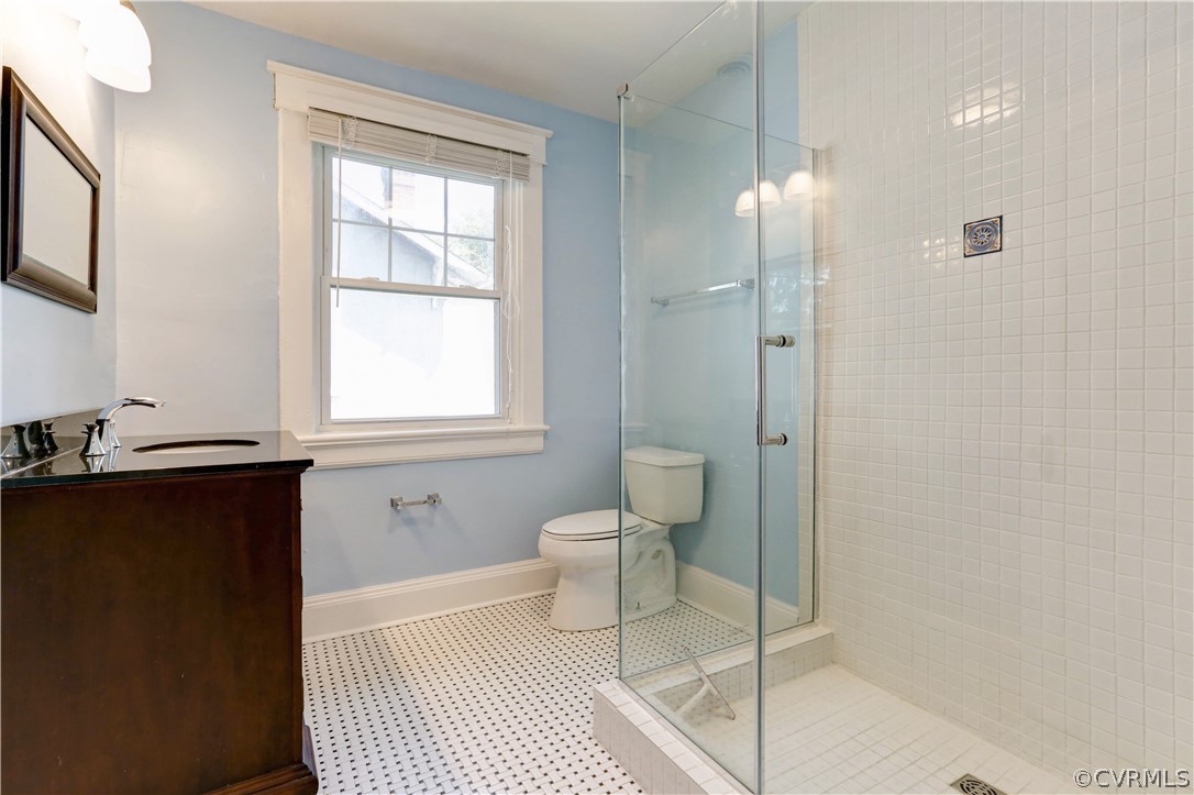 111 Overbrook Road Richmond, VA 23222 - Photo 34 of 43 Upstairs Hall Bath. Custom oversizes shower and d