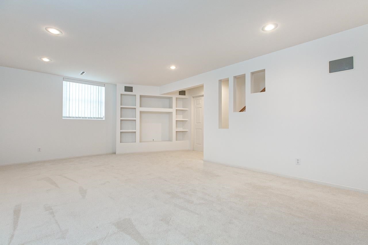 5050 Saratoga Road Dubuque, IA 52002 - Photo 25 of 36 Gallery Image 25