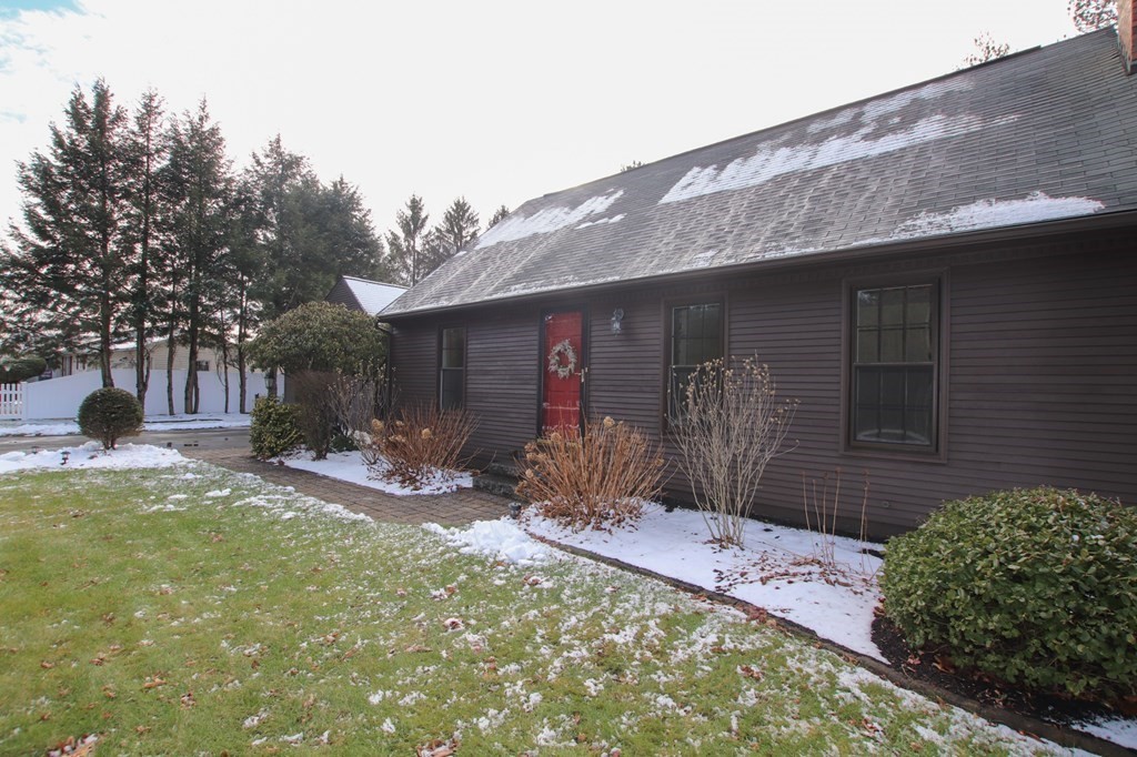 187 Tannery Road Westfield, MA 01085 - Photo 1 of 37 Gallery Image 1