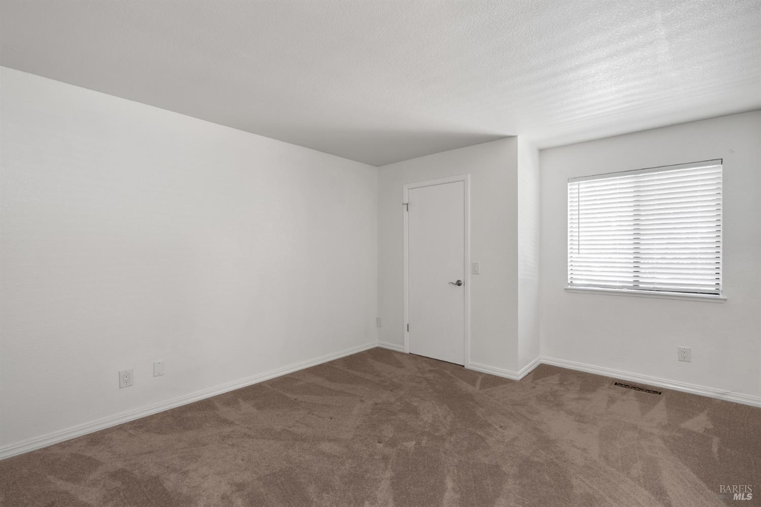 901 Russell Avenue, Unit 123 Santa Rosa, CA 95403 - Photo 20 of 26