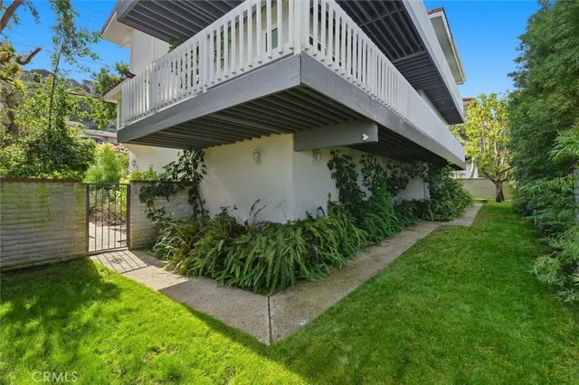 $2,499,000 | 6045 Montemalaga Drive, Rancho Palos Verdes, CA 90275