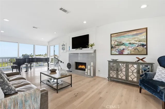 $2,499,000 | 6045 Montemalaga Drive, Rancho Palos Verdes, CA 90275