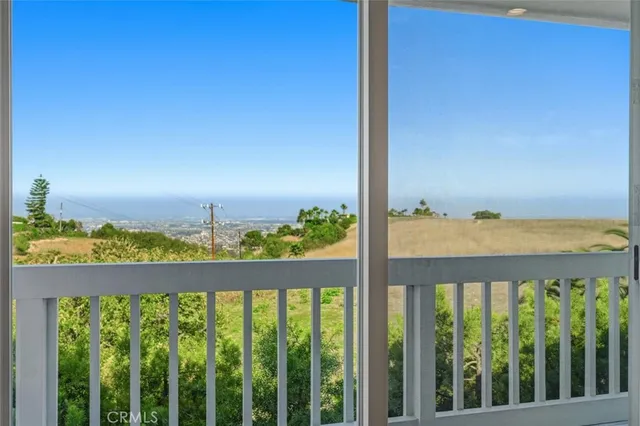 $2,499,000 | 6045 Montemalaga Drive, Rancho Palos Verdes, CA 90275