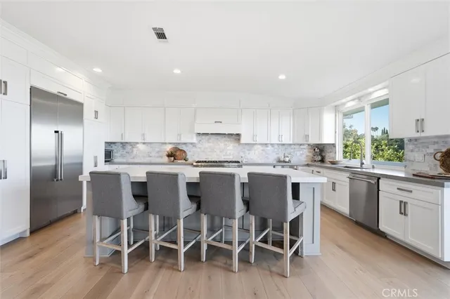 $2,499,000 | 6045 Montemalaga Drive, Rancho Palos Verdes, CA 90275