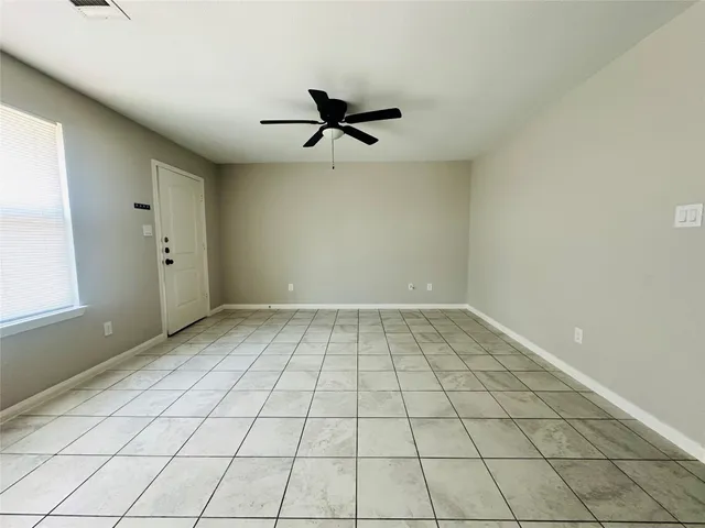 a view of utility room