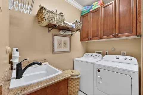 $850,000 | 8080 Desmond Drive, Boynton Beach, FL 33472