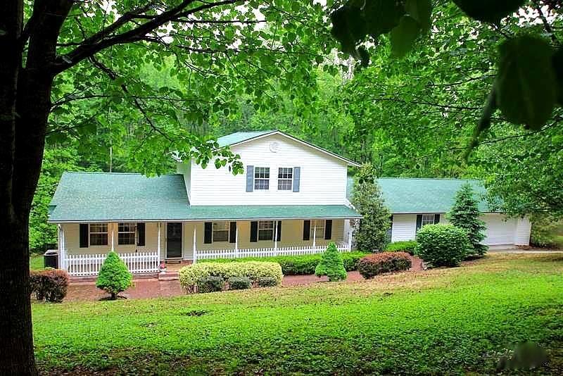136 White Loop Road Clinton, TN 37716 - Photo 1 of 19 adjusted front