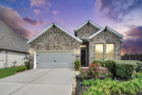 $2,990 | 10810 Spiny Caterpillar Court, Cypress, TX 77433