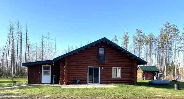 $199,900 | 32625 593rd Avenue, Warroad, MN 56763