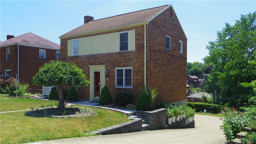 1517 Bevan Road Pittsburgh, PA 15227 - Photo 3 of 20 Gallery Image 3