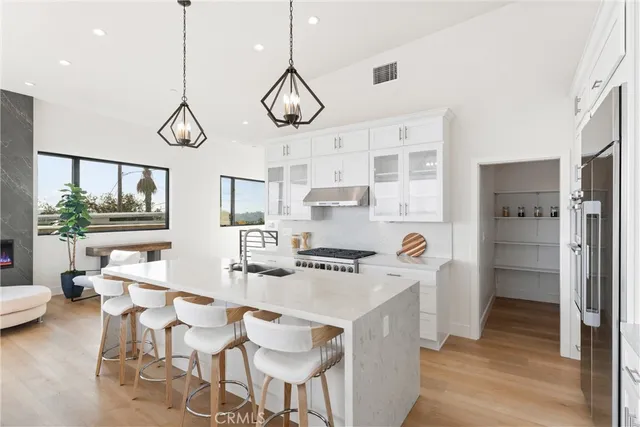 $2,788,800 | 615 Etta Street, Los Angeles, CA 90065