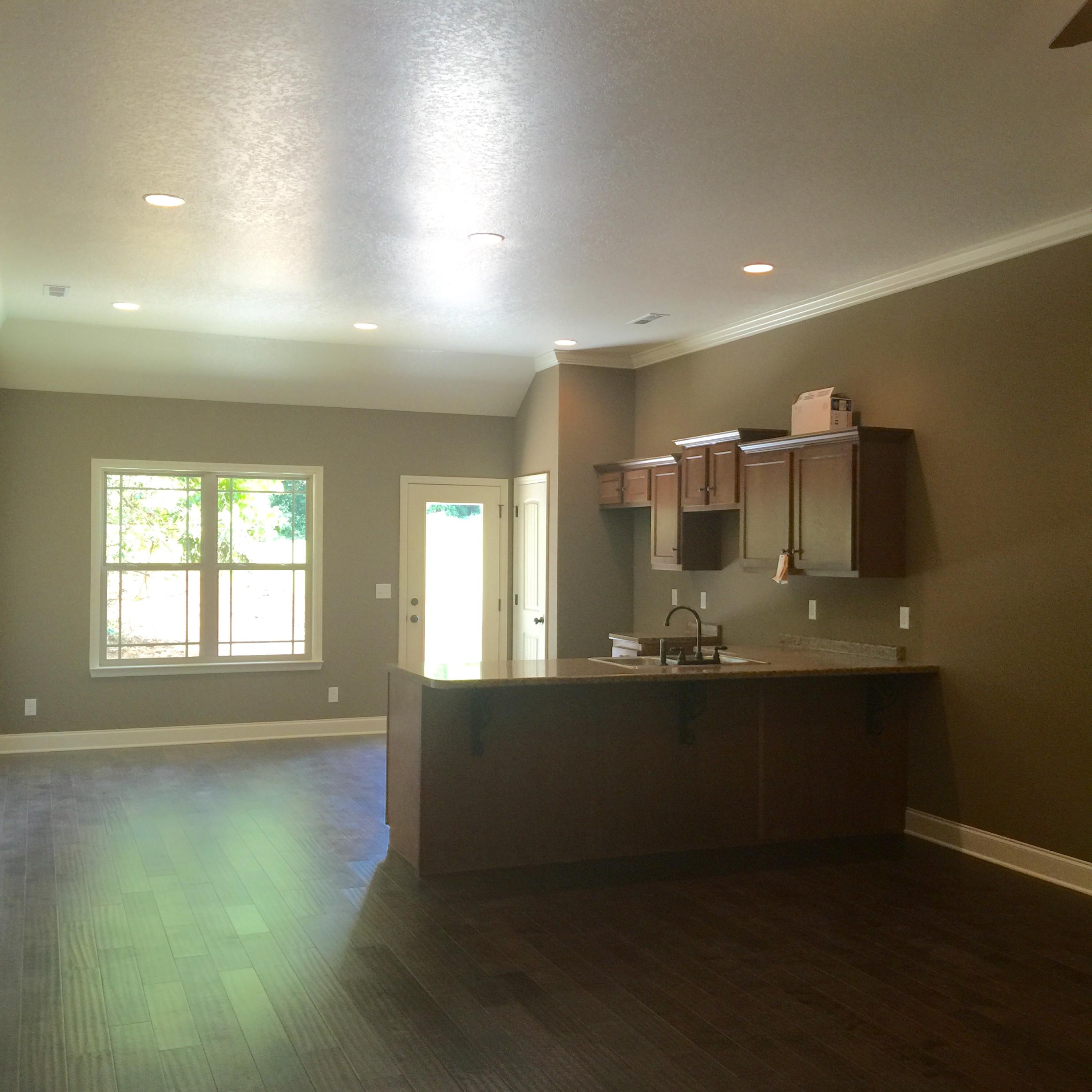 4521 Dumac Road, Unit 7 Chattanooga, TN 37416 - Photo 8 of 21 FullSizeRender (3)