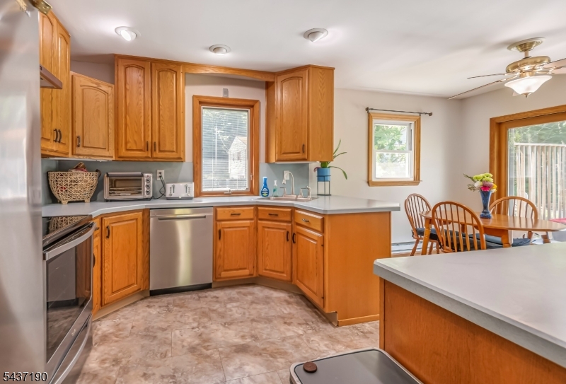 88 Shore Road Andover, NJ 07821 - Photo 12 of 50