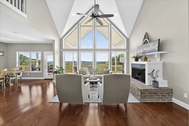 $1,175,000 | 1250 Ed Seay Gregory Lane, Hartsville, TN 37074