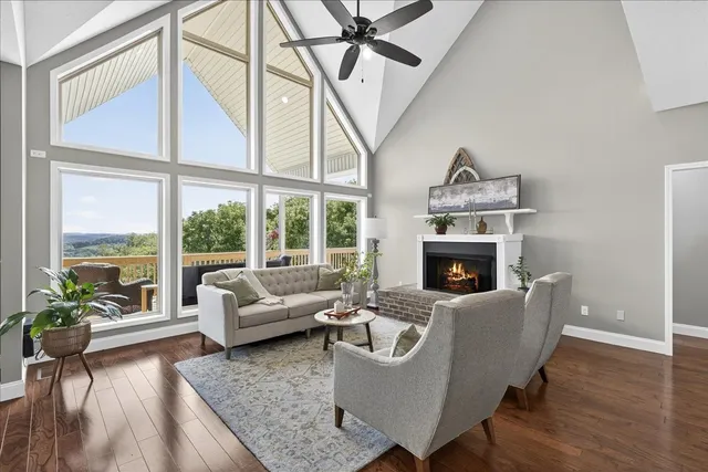 $1,175,000 | 1250 Ed Seay Gregory Lane, Hartsville, TN 37074