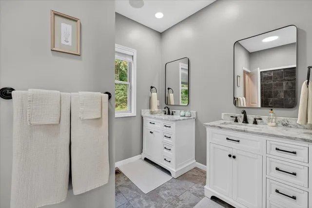 $1,175,000 | 1250 Ed Seay Gregory Lane, Hartsville, TN 37074