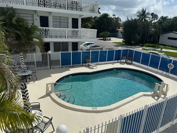 $1,700 | 11685 Canal Drive, Unit 205, North Miami, FL 33181