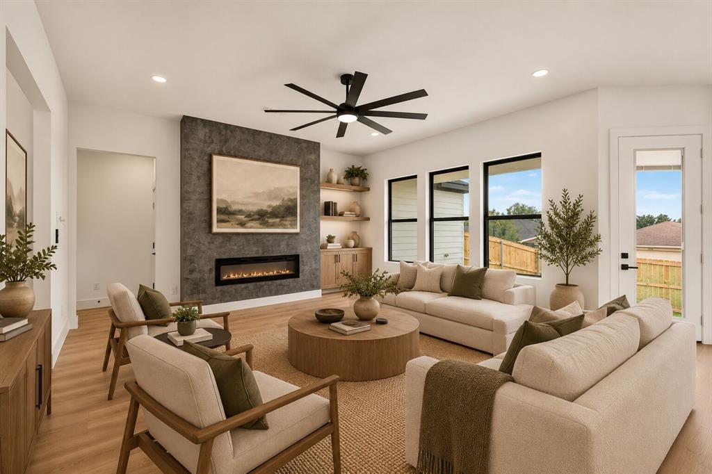 1644 West Wintergreen Road Lancaster, TX 75134 - Photo 3 of 34 Gallery Image 3
