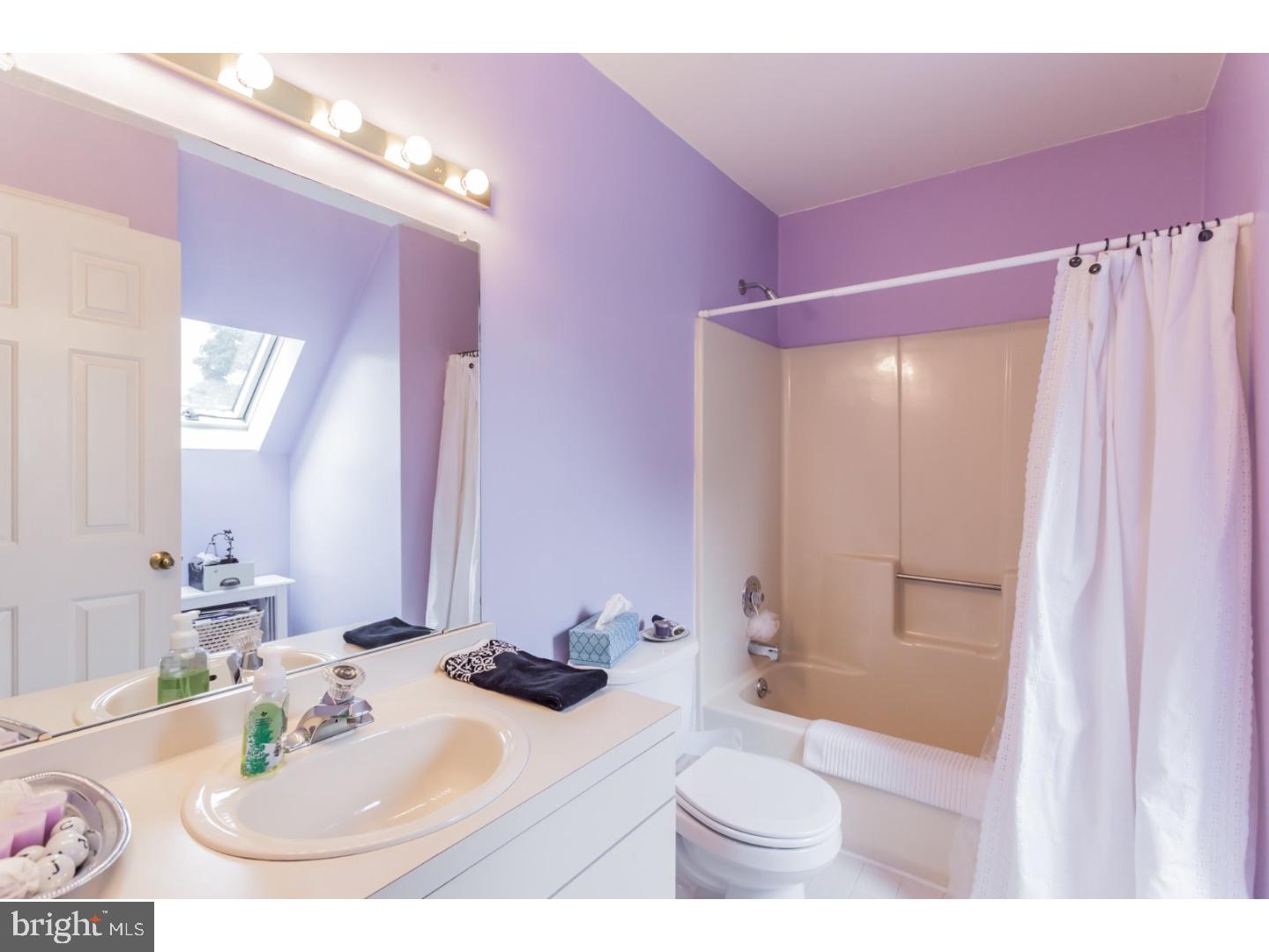 9 Wellfleet Lane Chesterbrook, PA 19087 - Photo 21 of 25 Bathroom