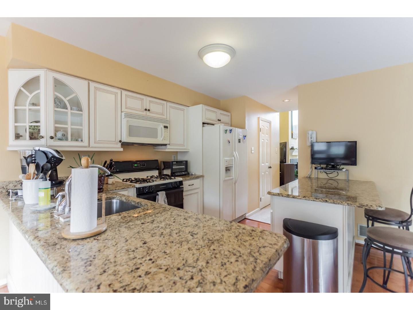 9 Wellfleet Lane Chesterbrook, PA 19087 - Photo 8 of 25 Kitchen