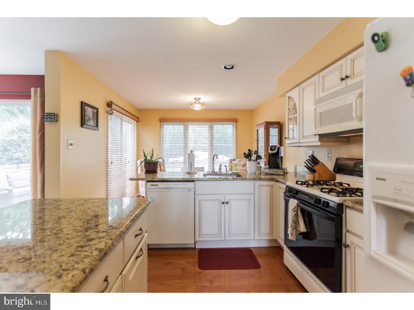 9 Wellfleet Lane Chesterbrook, PA 19087 - Photo 10 of 25 Kitchen